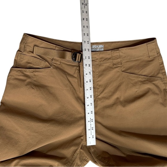 ALASKAN HARDGEAR  Duluth Trading Co. Free Rein Pants sz 16S Slim Leg AKHG Camel - Picture 4 of 11